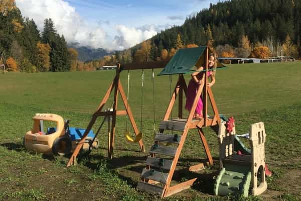 Sicamous Camping - Photo 2