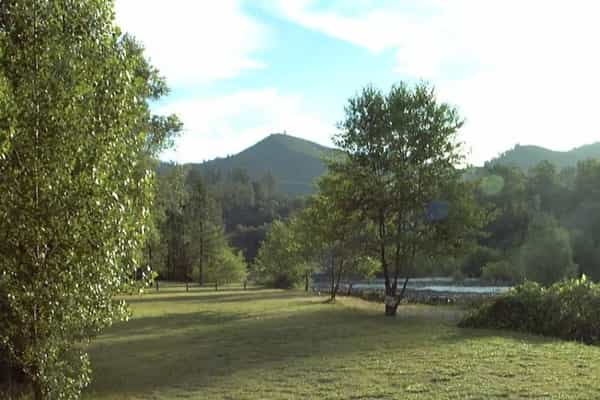 River Park Resort - Photo 2